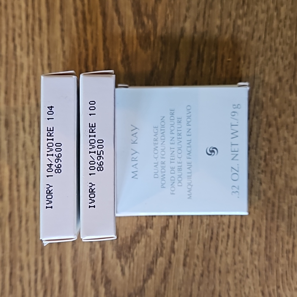 Mary Kay Dual Coverage Foundation - lot of 3